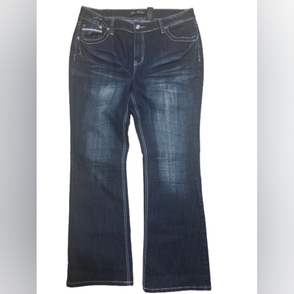 Love Nation Jeans Size 16 Bootcut NWT Embellished - Picture 1 of 5